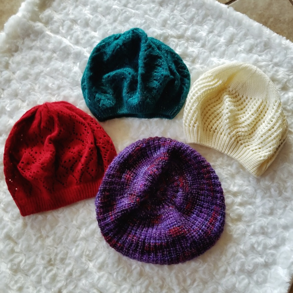 ❤SOLD❤ Knitted Beanie Bundle